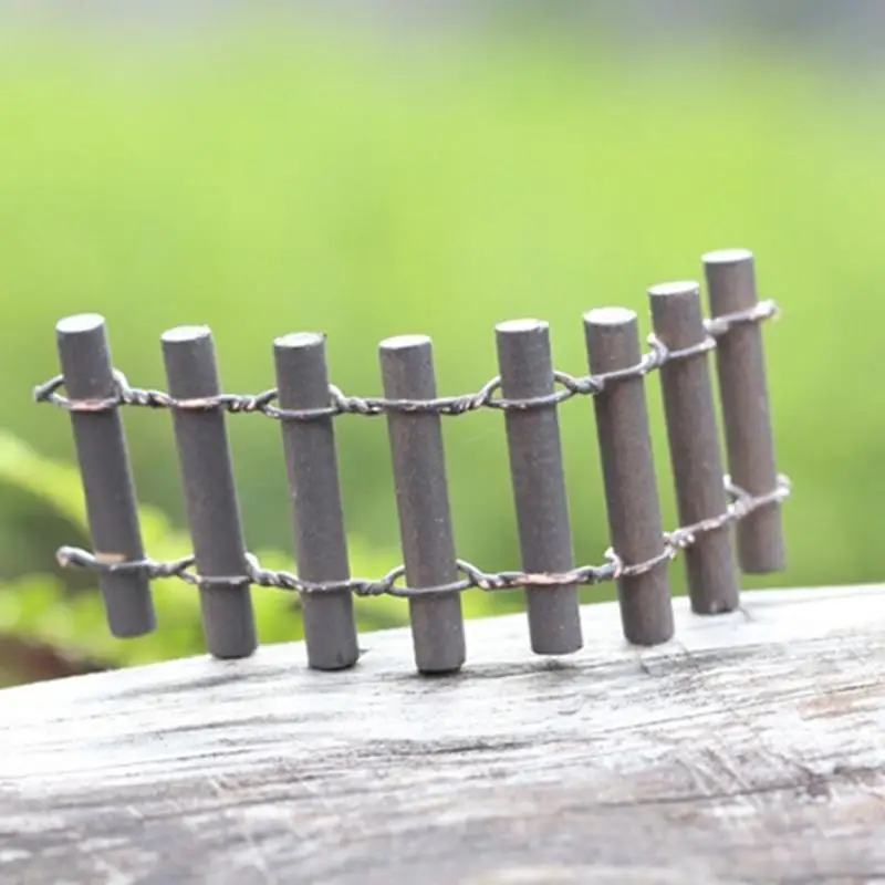 1 Pcs Wooden Resin Craft Mini Fence Barrier For Miniature Fairy Garden Terrarium Branch Palings Showcase Decoration 
1 Pcs Wooden Resin Craft Mini Fence Barrier For Miniature Fairy Garden Terrarium Branch Palings Showcase Decoration