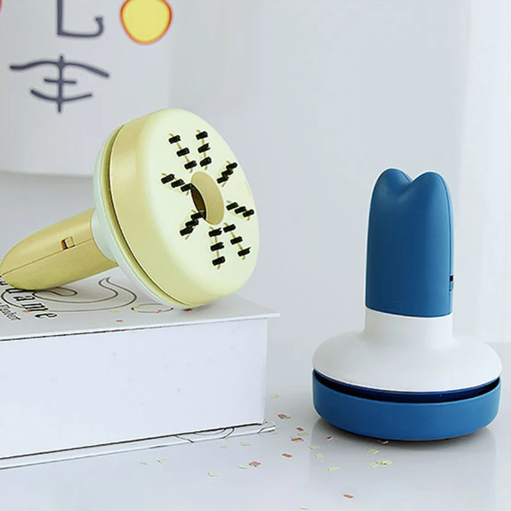Small Vacuum Cleaners Portable Handheld Mini Table Computer Keyboard Dust Catcher Strong Suction Vacuum Sweeper
Small Vacuum Cleaners Portable Handheld Mini Table Computer Keyboard Dust Catcher Strong Suction Vacuum Sweeper