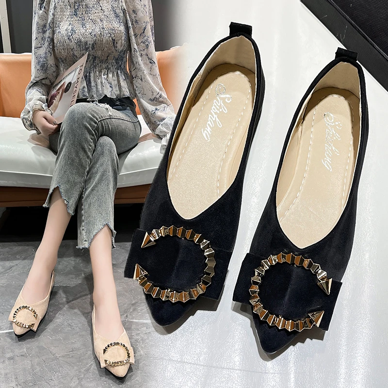 DOGHC 2022 Brand Designer Women's Slippers Slip on Mules Flat Loafers British Heels Summer Footwear Luxery Shoes flats shoes
DOGHC 2022 Brand Designer Women's Slippers Slip on Mules Flat Loafers British Heels Summer Footwear Luxery Shoes flats shoes