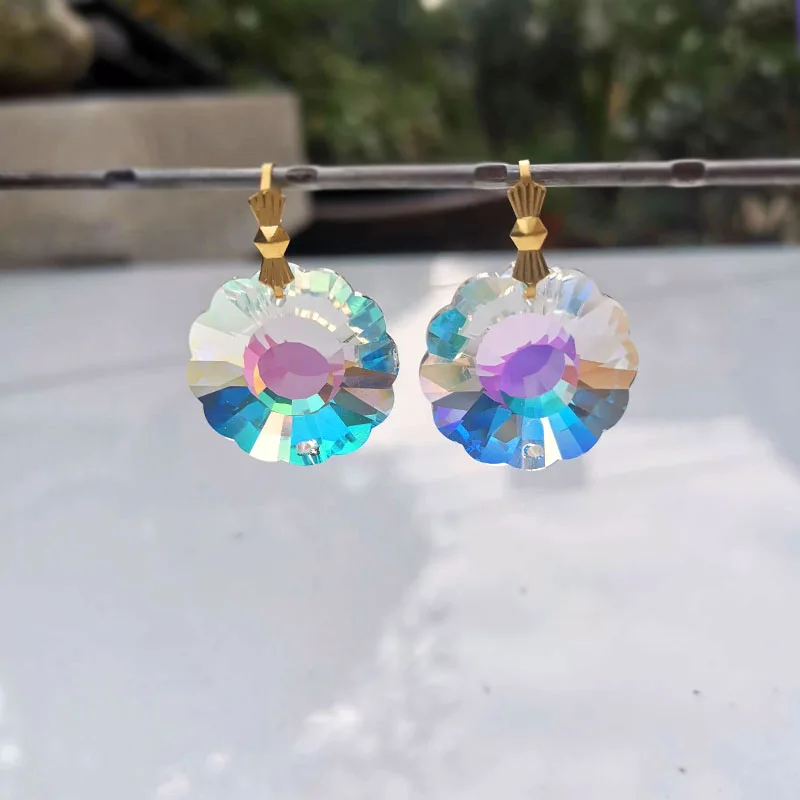 Хрустальные бусины с цветком сливы 25 мм 2 шт. 
Хрустальные бусины с цветком сливы 25 мм 2 шт.