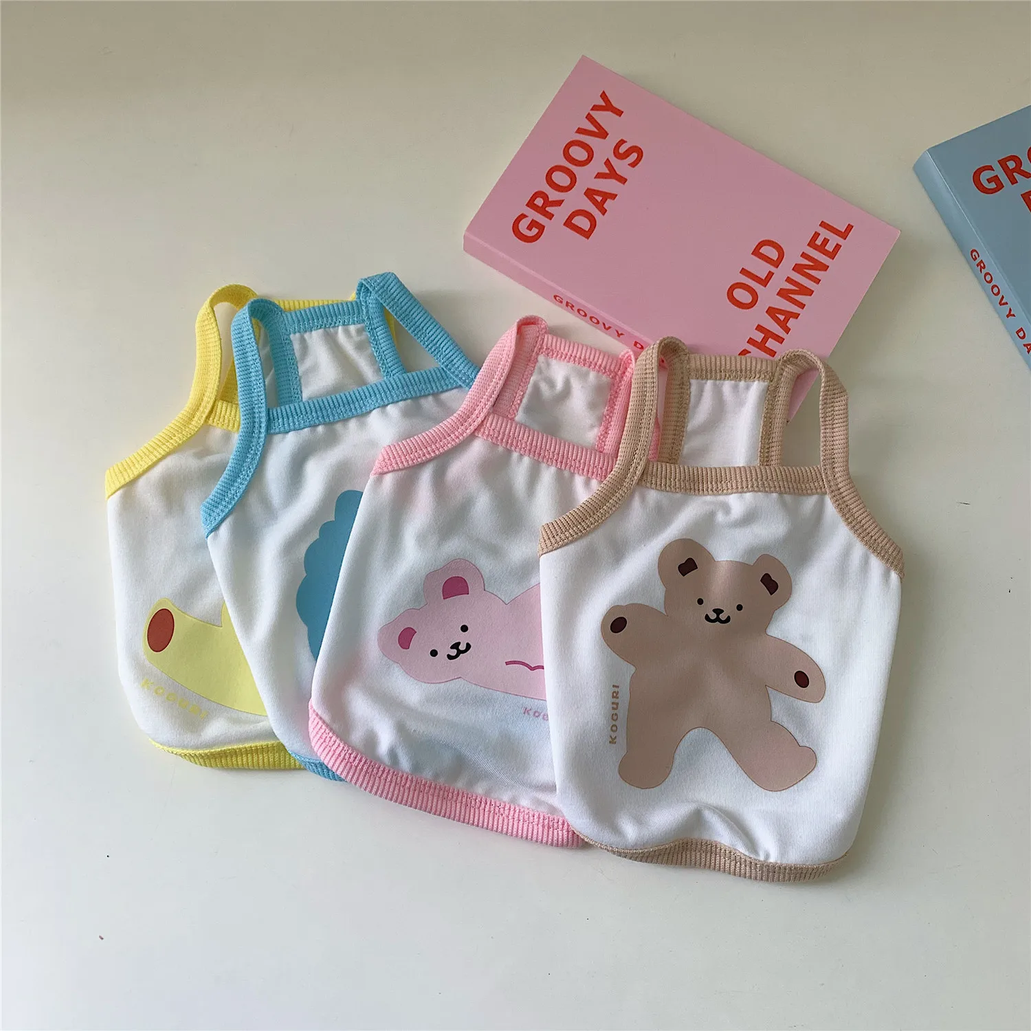 Ins Pet Summer Bear Vest Cat Bichon Pomeranian Schnauzer Teddy Dog Small Dog Clothes Spring Summer Thin Cat Clothes Dog Vests
Ins Pet Summer Bear Vest Cat Bichon Pomeranian Schnauzer Teddy Dog Small Dog Clothes Spring Summer Thin Cat Clothes Dog Vests