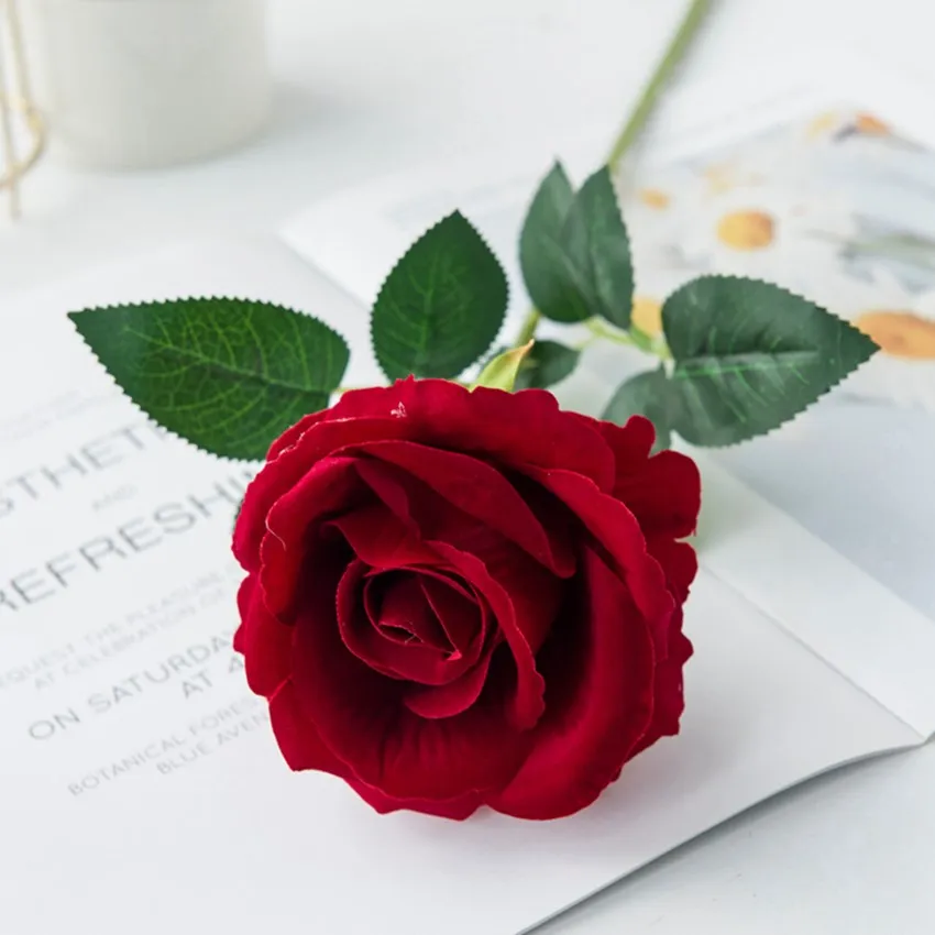 Букет из искусственных шелковых роз ZQCY
Букет из искусственных шелковых роз ZQCY