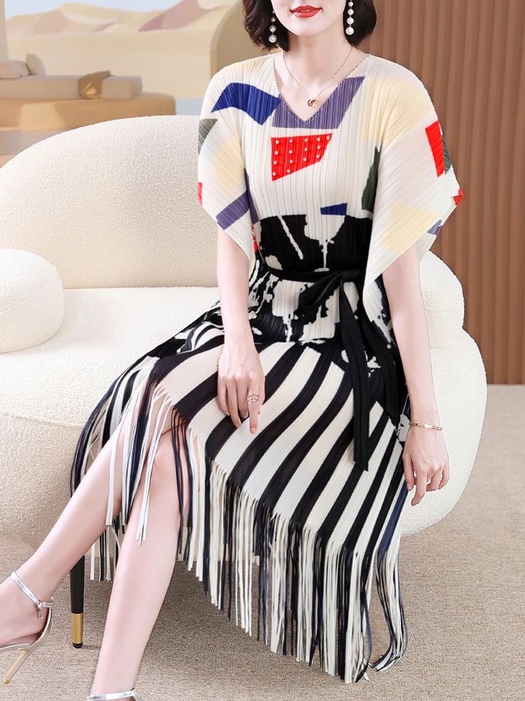 Miyake элегантное плиссированное платье с коротким рукавом «летучая мышь», с принтом, новинка 2023, летнее платье с поясом средней длины, Женская свободная одежда для вечеринок, платье для женщин
Miyake элегантное плиссированное платье с коротким рукавом «летучая мышь», с принтом, новинка 2023, летнее платье с поясом средней длины, Женская свободная одежда для вечеринок, платье для женщин