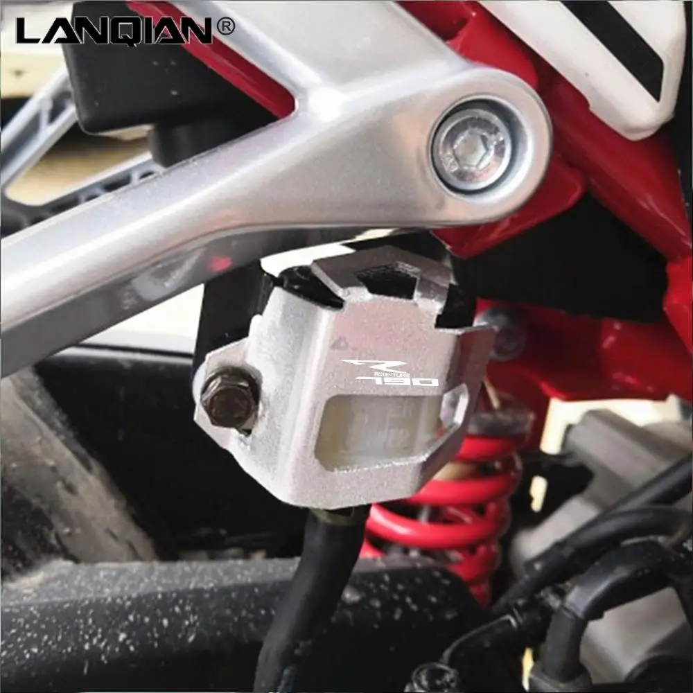 For 790 ADVENTURE R S 790 ADV R S 2019 2020 2021 Motorcycle Accessories Rear Brake Fluid Reservoir Guard Oil Cap Cover Protect
For 790 ADVENTURE R S 790 ADV R S 2019 2020 2021 Motorcycle Accessories Rear Brake Fluid Reservoir Guard Oil Cap Cover Protect