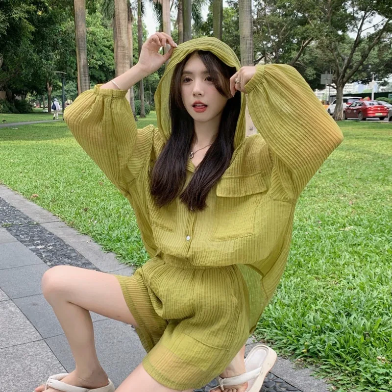 Women Summer Fashion Sunscreen Suits Single-breasted Hooded Sun Protection Shirt Wide Leg Pants Apricot Green Casual Female Sets
Women Summer Fashion Sunscreen Suits Single-breasted Hooded Sun Protection Shirt Wide Leg Pants Apricot Green Casual Female Sets