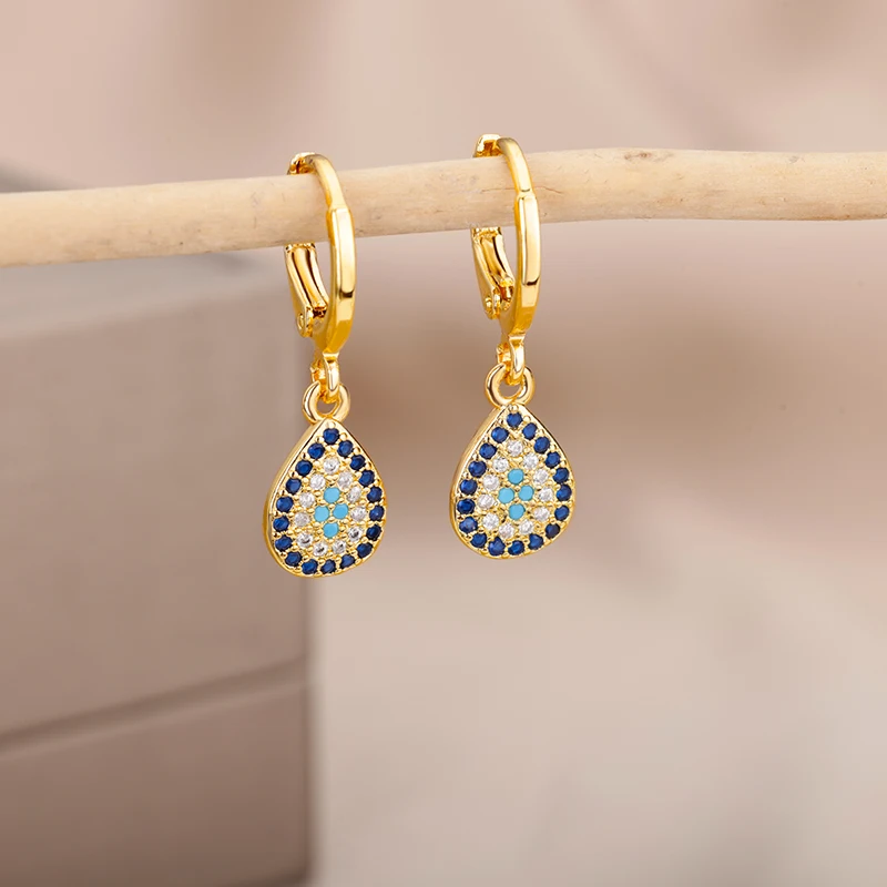 Blue Zircon Triangle Leaves Drop Water Earrings For Women Stainelss Steel Gold Color Circle Earrings Luxury Jewelry Gift
Blue Zircon Triangle Leaves Drop Water Earrings For Women Stainelss Steel Gold Color Circle Earrings Luxury Jewelry Gift