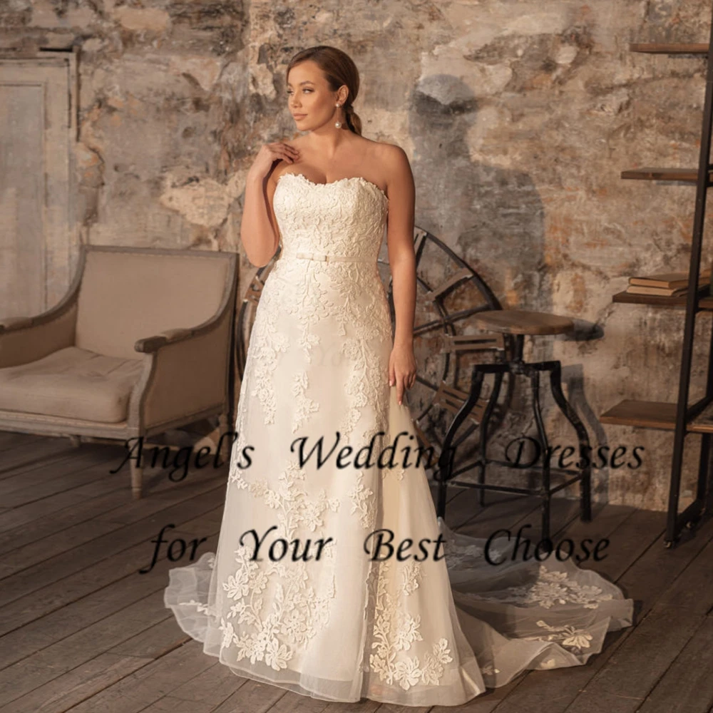 Champagne Sweetheart Bridal Gowns with Lace Sleeveless Plus SIze Wedding Dresses Sweep Train 2023 Summer Niew Vestido De Novia
Champagne Sweetheart Bridal Gowns with Lace Sleeveless Plus SIze Wedding Dresses Sweep Train 2023 Summer Niew Vestido De Novia