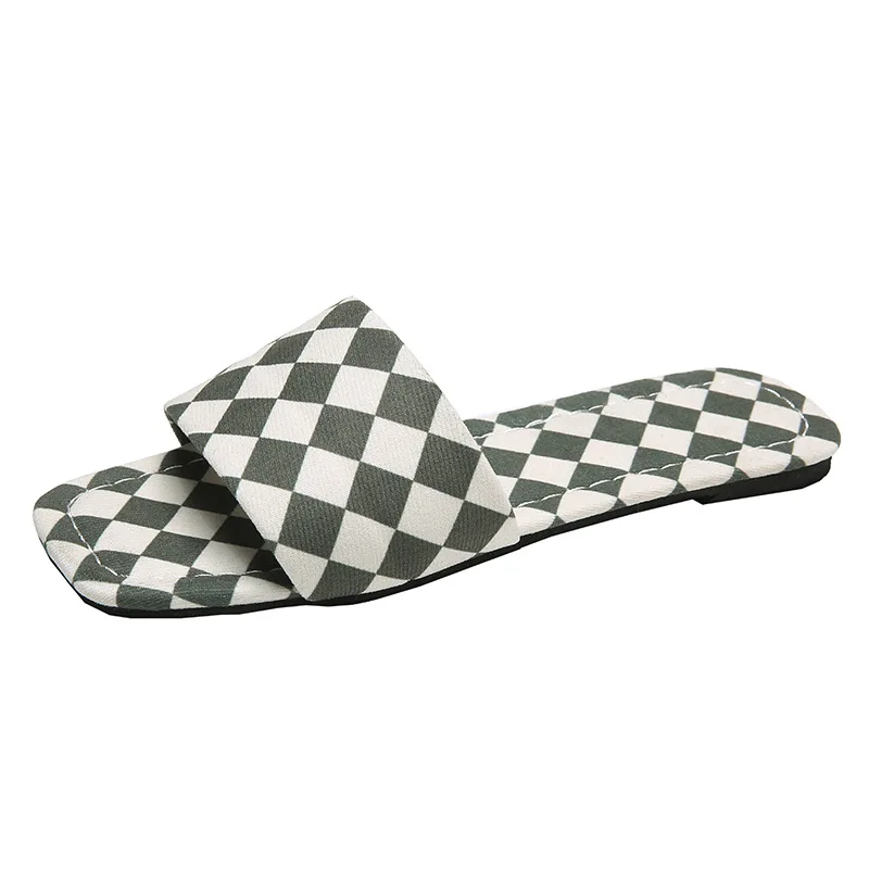 2022 Outdoor Asakuchi Slippers Women Summer Checkerboard Fashion Flats Shoes open toe sandals Comfortable and soft Size 42
2022 Outdoor Asakuchi Slippers Women Summer Checkerboard Fashion Flats Shoes open toe sandals Comfortable and soft Size 42