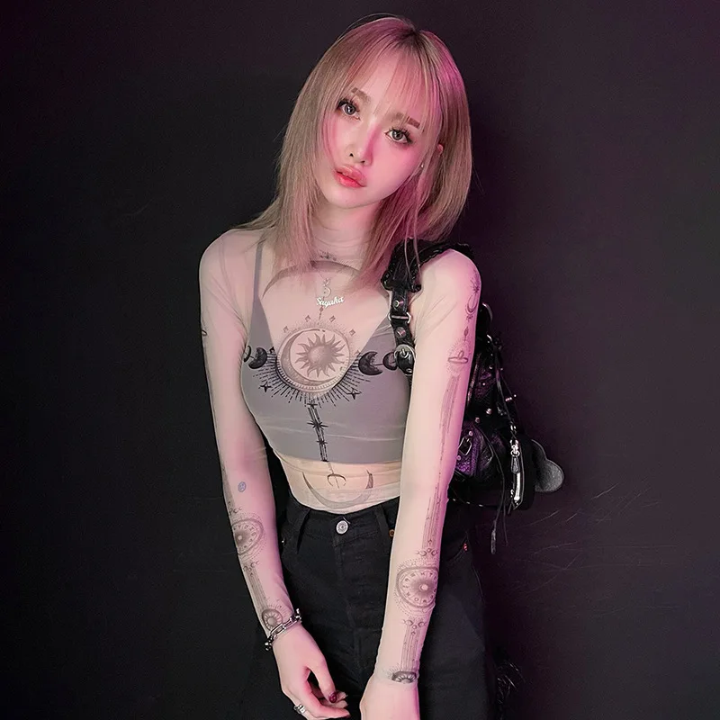 High Quality 2023 Women T-shirt Print Gauze Design Spring Summer Blouse Sexy Crop Tops Clothes Fashion Bodysuit Tees Y2k Goth
High Quality 2023 Women T-shirt Print Gauze Design Spring Summer Blouse Sexy Crop Tops Clothes Fashion Bodysuit Tees Y2k Goth