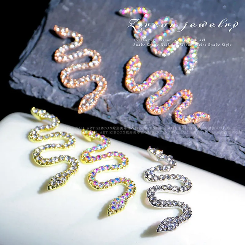 5Pcs 3D New metal snake nail decoration 13x30mm large gold silver snake covered shiny rhinestone charm Manicure nail accessories
5Pcs 3D New metal snake nail decoration 13x30mm large gold silver snake covered shiny rhinestone charm Manicure nail accessories