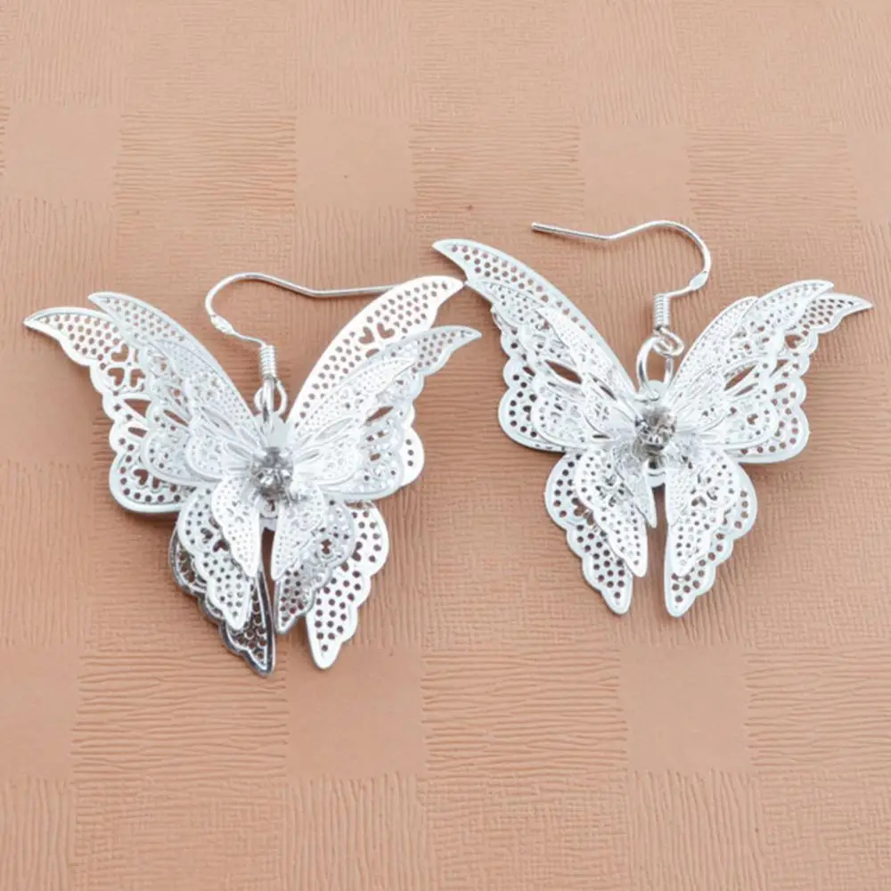 HOT SALES!! Vintage Women Cubic Zirconia Inlaid Hollow Butterfly Drop Dangle Hook Earrings
HOT SALES!! Vintage Women Cubic Zirconia Inlaid Hollow Butterfly Drop Dangle Hook Earrings