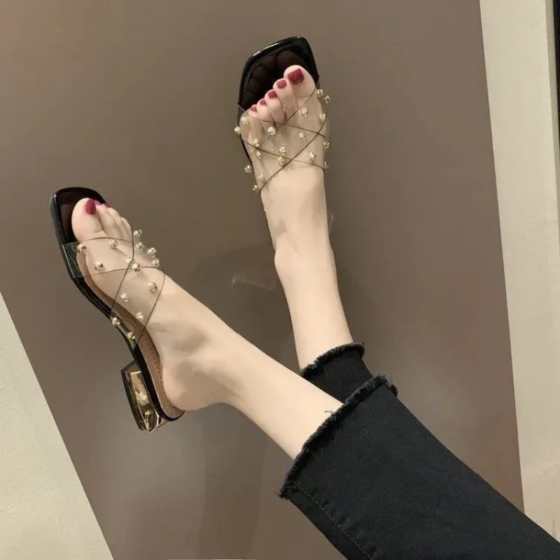 Shoes For Women Outer Wear Fashion Low Heel Slippers Women Flip Flops Women Fashion Transparent Slippers Women Zapatos De Mujer
Shoes For Women Outer Wear Fashion Low Heel Slippers Women Flip Flops Women Fashion Transparent Slippers Women Zapatos De Mujer