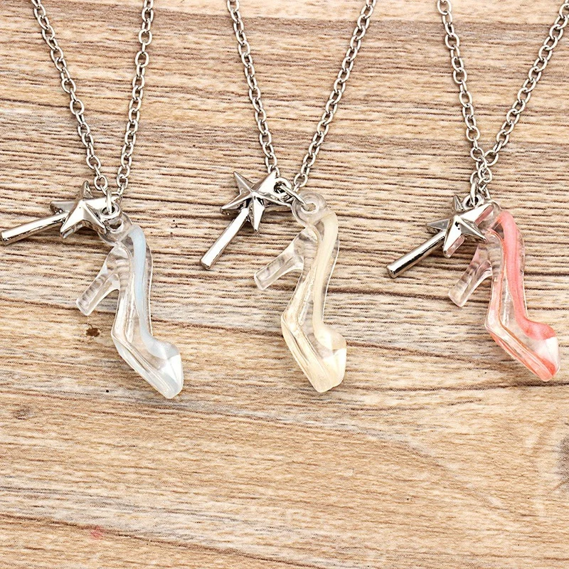 Cinderella luminous high-heeled pendant women's long necklace multicolor dream crystal shoes romantic jewelry accessories
Cinderella luminous high-heeled pendant women's long necklace multicolor dream crystal shoes romantic jewelry accessories