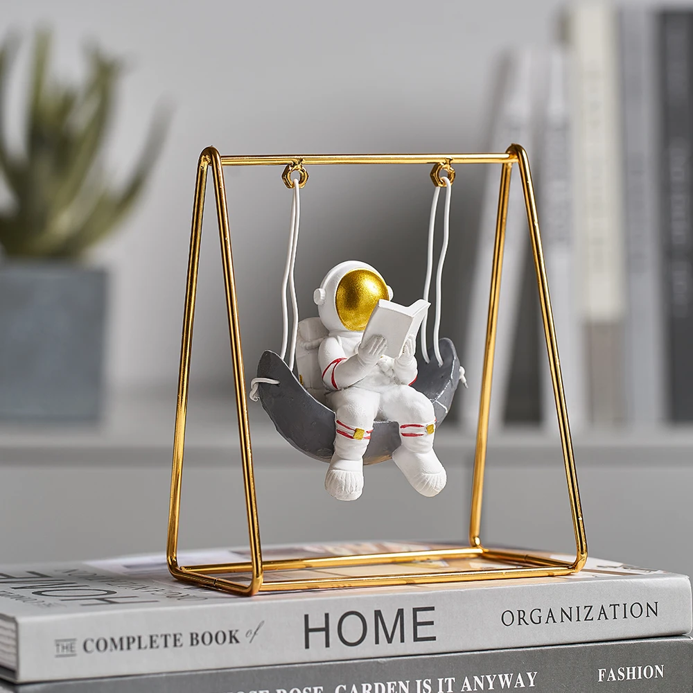 Nordic Astronaut Figure Room Decor Resin Swing Spaceman Statue Decoration Home Decor Miniature Desk Accessories Ornament Gift
Nordic Astronaut Figure Room Decor Resin Swing Spaceman Statue Decoration Home Decor Miniature Desk Accessories Ornament Gift