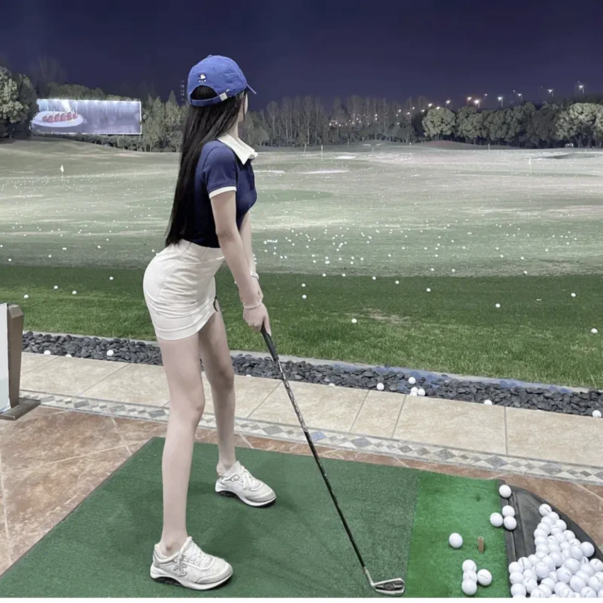 New spring and summer golf clothes women's short skirt slim fit versatile quick drying breathable pleated skirt Golf skirt
New spring and summer golf clothes women's short skirt slim fit versatile quick drying breathable pleated skirt Golf skirt