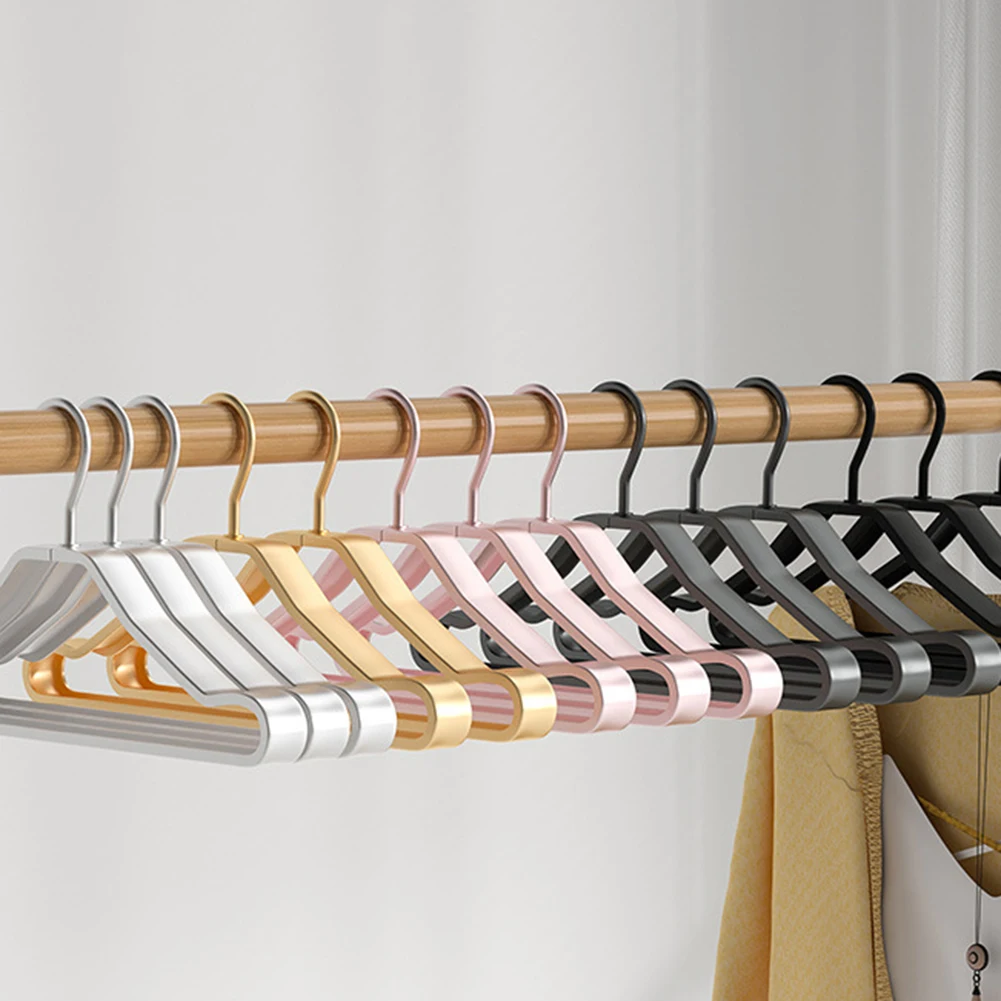 5 шт., алюминиевые вешалки для одежды
5 шт., алюминиевые вешалки для одежды