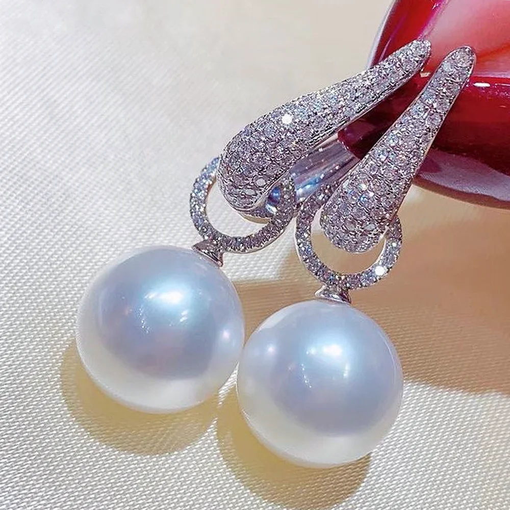 Великолепные серьги-подвески CAOSHI с искусственным жемчугом, женское нежное свадебное ювелирное изделие с ослепительным цирконием, высокока... 
Великолепные серьги-подвески CAOSHI с искусственным жемчугом, женское нежное свадебное ювелирное изделие с ослепительным цирконием, высокока...