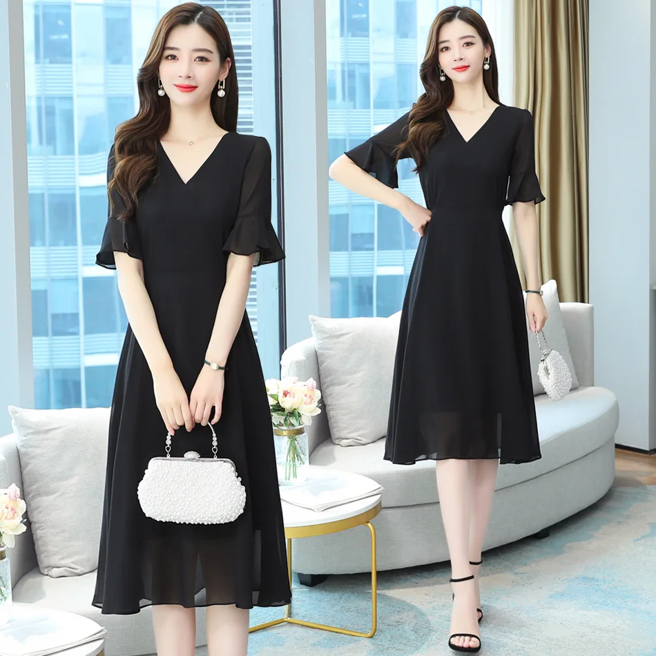 Женское шифоновое платье в стиле ретро, простое облегающее платье черного цвета с длинной юбкой в стиле Хепберн, лето 2022
Женское шифоновое платье в стиле ретро, простое облегающее платье черного цвета с длинной юбкой в стиле Хепберн, лето 2022