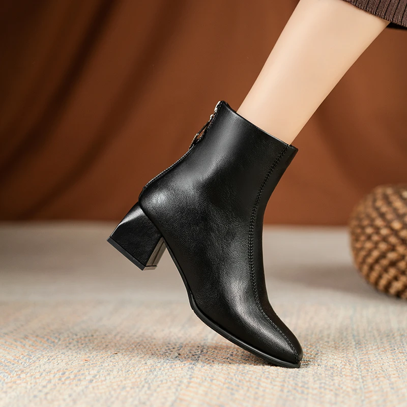 High Quality Boots Female 2022Women Booties Spring Autumn Square Toe Shoes Non-Slip Girl Fashion Thick Heels Black Womens Boots
High Quality Boots Female 2022Women Booties Spring Autumn Square Toe Shoes Non-Slip Girl Fashion Thick Heels Black Womens Boots
