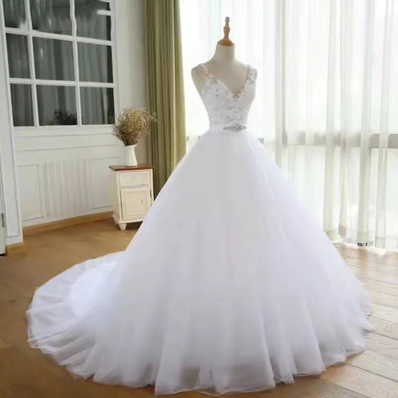 Wedding and Important Occasion Wedding Dresses New Sling Sleeveless Big Tail Bridal Wedding Dresses
Wedding and Important Occasion Wedding Dresses New Sling Sleeveless Big Tail Bridal Wedding Dresses