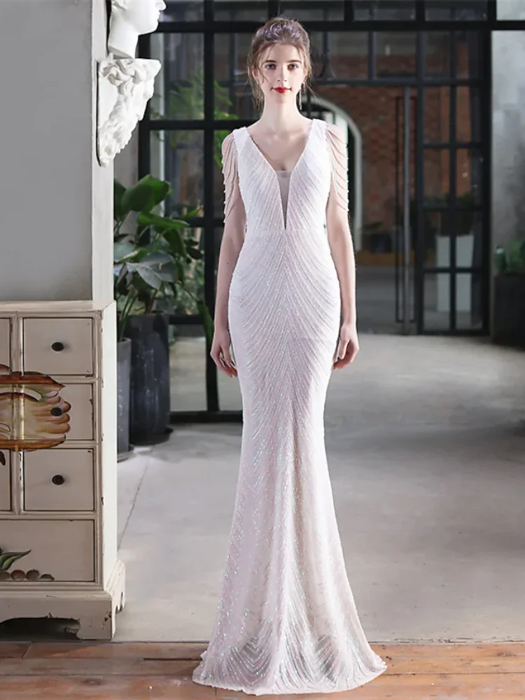 Glitter Mermaid Evening Dress Sexy Floor Length Sleeveless V Neck Sequined with Sequin Prom Ball Gown Made to Order for Ladies
Glitter Mermaid Evening Dress Sexy Floor Length Sleeveless V Neck Sequined with Sequin Prom Ball Gown Made to Order for Ladies