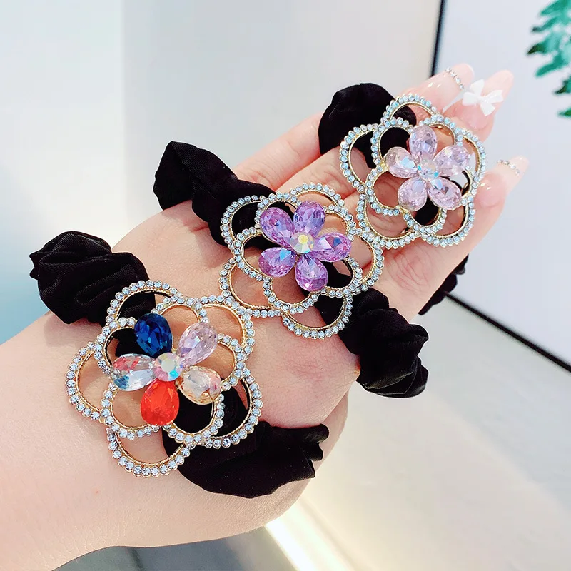 New Hair Scrunchies for Girls Rhinestone Luxury Hair Strap Alloy Flower Hair Tie Rubber Band for Girls Korean Hair Accessories
New Hair Scrunchies for Girls Rhinestone Luxury Hair Strap Alloy Flower Hair Tie Rubber Band for Girls Korean Hair Accessories