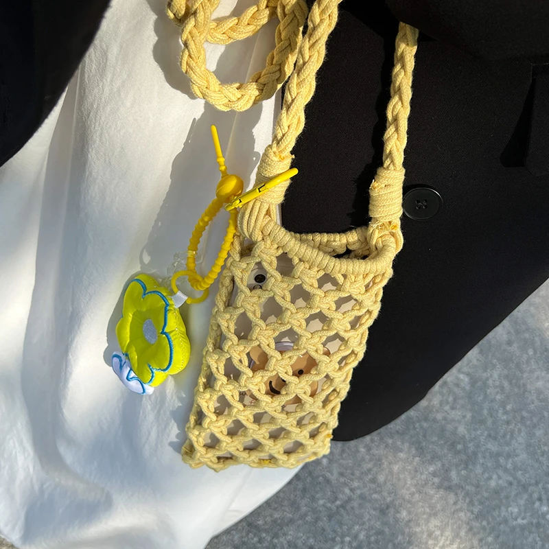Hollow Cotton Rope Knitted Crossbody Bags For Women Handwoven Mini Phone Shoulder Bag Casual Small Braid Women Messenger Bag New
Hollow Cotton Rope Knitted Crossbody Bags For Women Handwoven Mini Phone Shoulder Bag Casual Small Braid Women Messenger Bag New