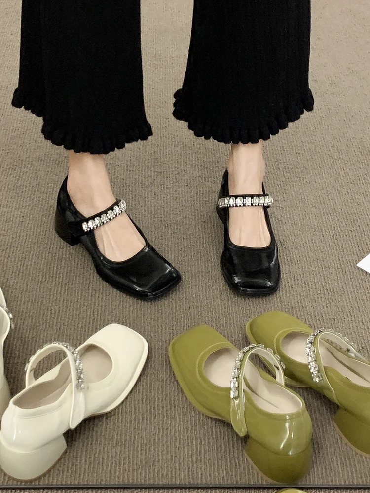 Women's Shoes Mid-heel Shoes 2022 New Spring and Autumn Temperament Flash Diamond Thick Heel Square Toe Mary Jane Leather Shoes
Women's Shoes Mid-heel Shoes 2022 New Spring and Autumn Temperament Flash Diamond Thick Heel Square Toe Mary Jane Leather Shoes