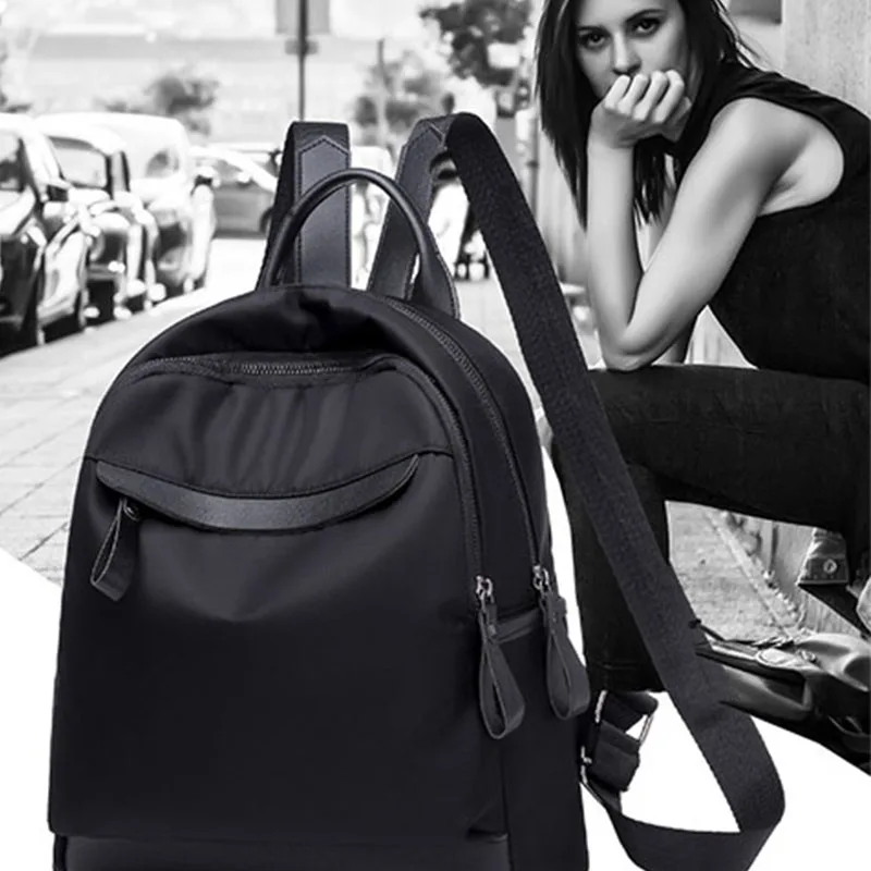 Women's Oxford Nylon Waterproof Backpack
Women's Oxford Nylon Waterproof Backpack