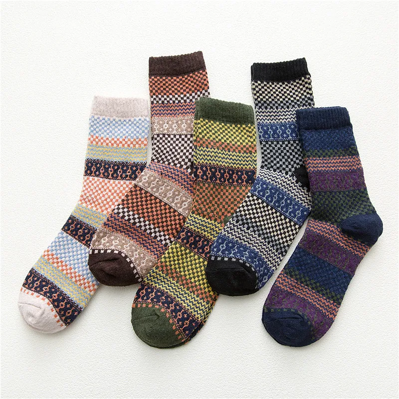 1 Pair Retro Women Loose Socks Autumn Winter Printed Stripes Harajuku Long Socks Japanese Fashion Korean Style Socks Woman
1 Pair Retro Women Loose Socks Autumn Winter Printed Stripes Harajuku Long Socks Japanese Fashion Korean Style Socks Woman