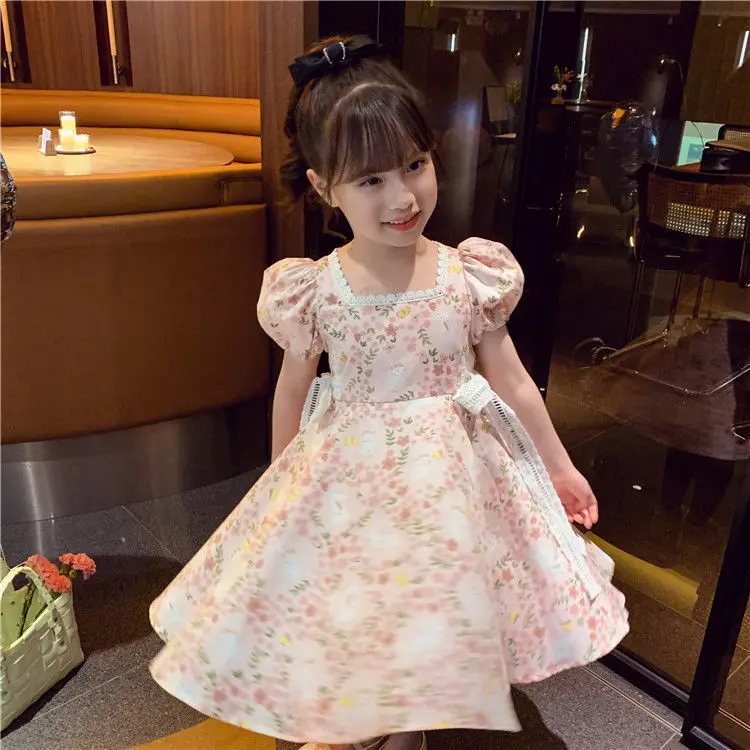 Girls Casual Dresses Simple Fashion Sweet New Pattern Princess Beautiful New Summer Style Pleated Print Bubble Sleeve 
Girls Casual Dresses Simple Fashion Sweet New Pattern Princess Beautiful New Summer Style Pleated Print Bubble Sleeve