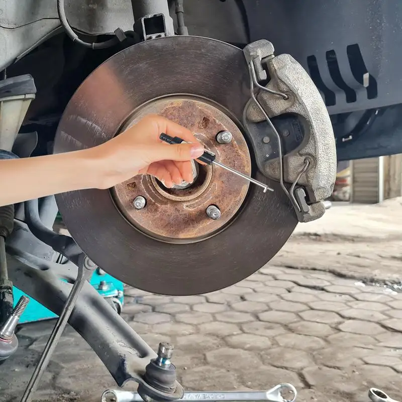 Инструмент для измерения толщины тормозных колодок и башмаков 
Инструмент для измерения толщины тормозных колодок и башмаков