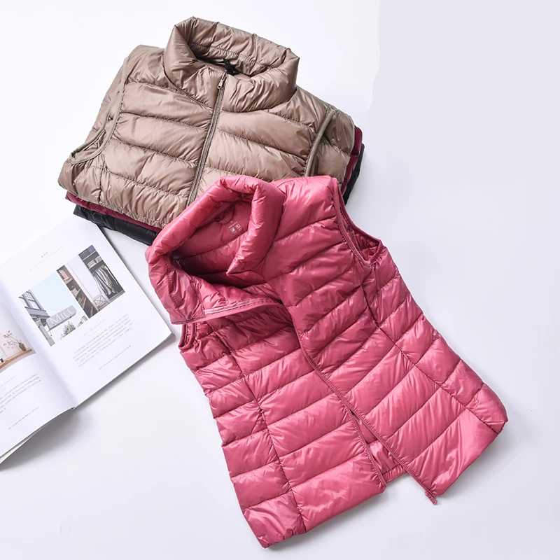 2022 New Women 90% White Duck Down Vest Women's Ultra Light Duck Down Vest Jacket Autumn Winter High Collar Sleeveless Coat
2022 New Women 90% White Duck Down Vest Women's Ultra Light Duck Down Vest Jacket Autumn Winter High Collar Sleeveless Coat