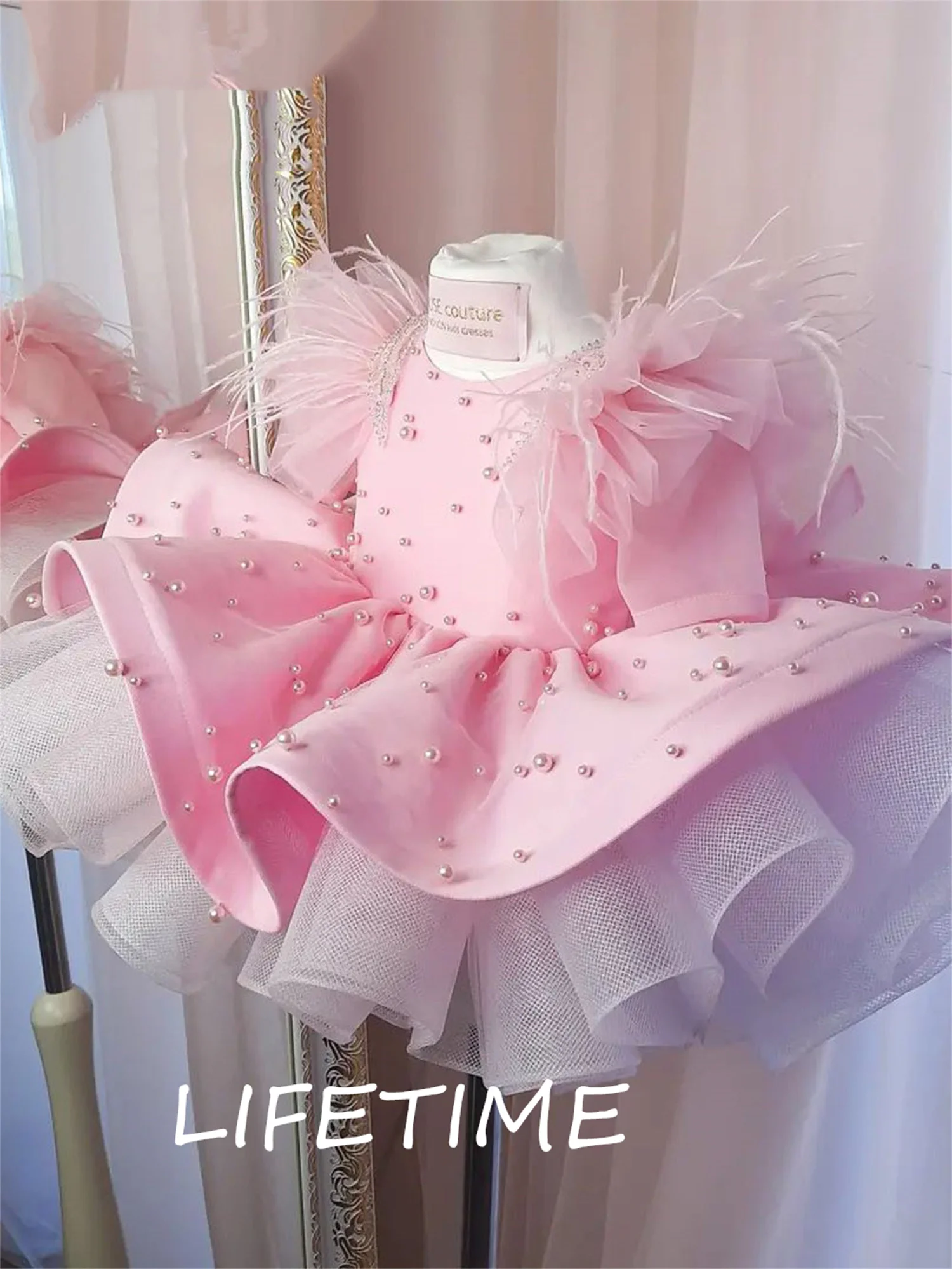 Princess Feather Flower Girl Dresses Beaded Ruffles Jewel Neck Gilrs Pageant Dress Little Kids First Communion Dress
Princess Feather Flower Girl Dresses Beaded Ruffles Jewel Neck Gilrs Pageant Dress Little Kids First Communion Dress