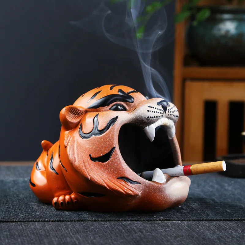 

Chinese Zodiac Cartoon Lovely Tiger Animal King of Beast Ashtray Key Lighter Candy Storage Cigar Ash Collector Smoking Accessory