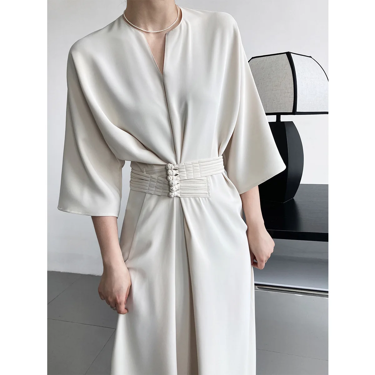 Minimalist Solid Straight Maxi Dress Elegant Office Lady V-neck Half Sleeve Casual Dresses Women's Bandage Formal Party Dress
Minimalist Solid Straight Maxi Dress Elegant Office Lady V-neck Half Sleeve Casual Dresses Women's Bandage Formal Party Dress