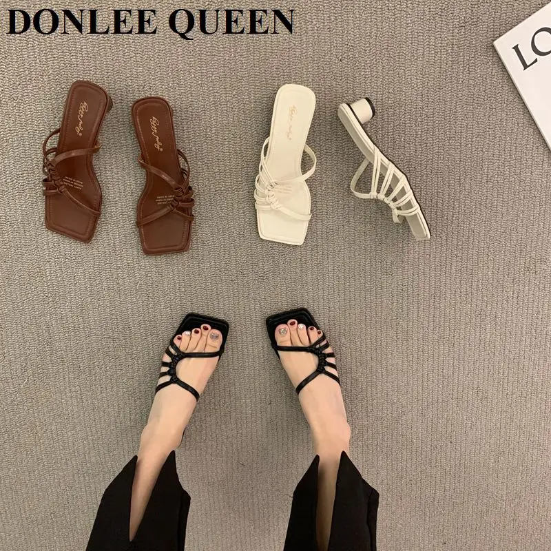 2022 New Summer Women Slippers Thick Low Heels Sandal Female Flip Flops Brand Slipper French Elegant Narrow Band Slides Sandalia
2022 New Summer Women Slippers Thick Low Heels Sandal Female Flip Flops Brand Slipper French Elegant Narrow Band Slides Sandalia