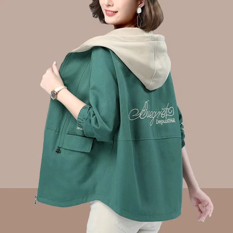 Women Short Jacket And Coats 2023 Spring Autumn New Hooded Embroidered Windbreaker Middle Aged Mother Casual Loose Outwear Tops
Women Short Jacket And Coats 2023 Spring Autumn New Hooded Embroidered Windbreaker Middle Aged Mother Casual Loose Outwear Tops