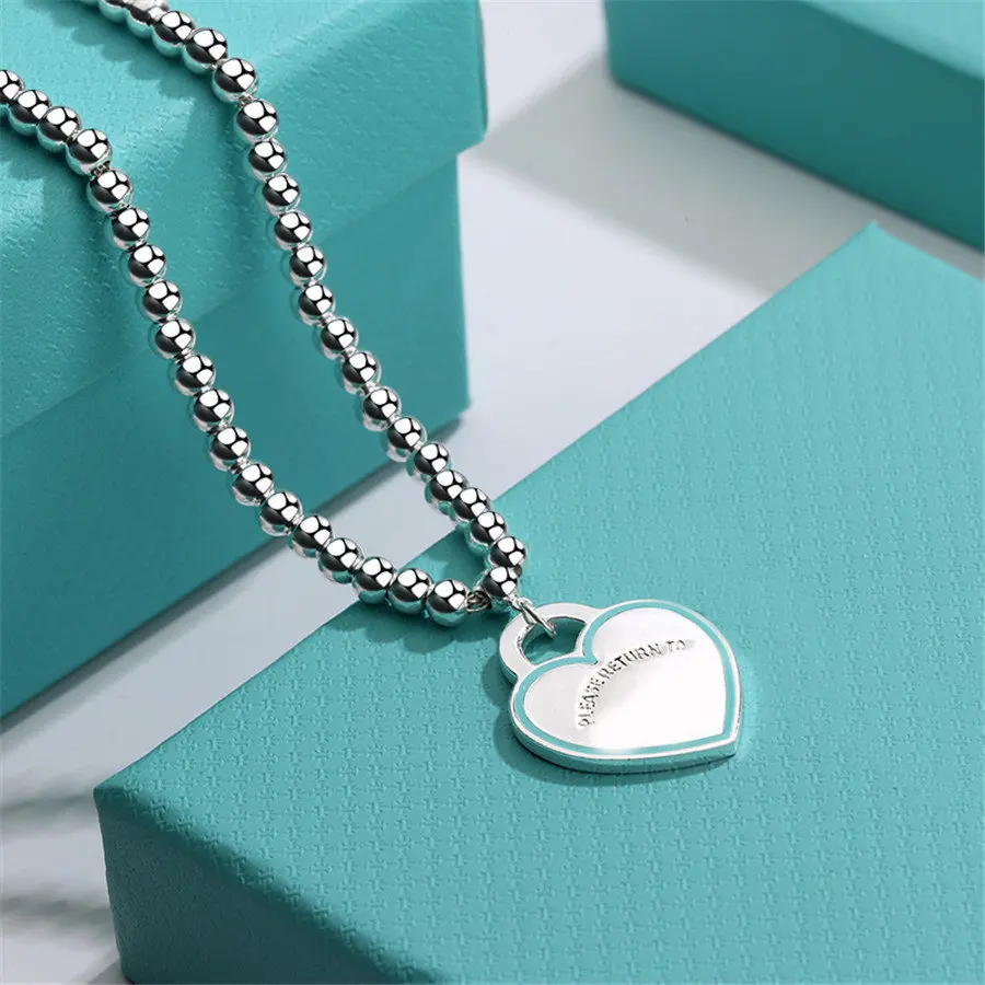 Korean version 2022 new jewelry love enamel necklace collarbone chain temperament sweet sweater chain t home jewelry
Korean version 2022 new jewelry love enamel necklace collarbone chain temperament sweet sweater chain t home jewelry