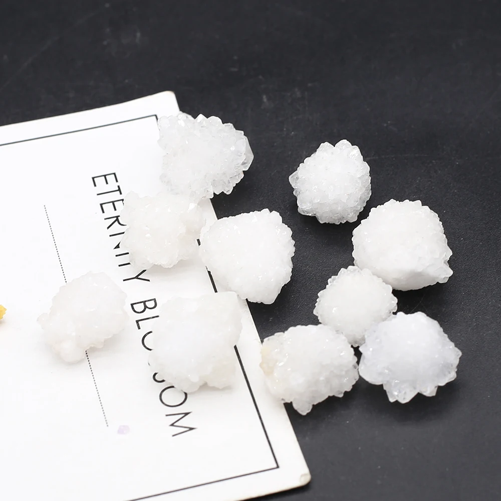 Natural Crystal Cluster White Stones Quartz Healing Specimen Energy Reiki Gemstones Collection Home Aquarium Decoration 1PC
Natural Crystal Cluster White Stones Quartz Healing Specimen Energy Reiki Gemstones Collection Home Aquarium Decoration 1PC