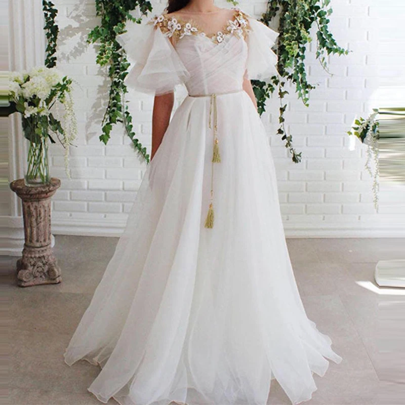 2022 Elegant Homecoming Dress Short Ruffle Sleeves V-Neck Evening Formal Party Dress Tulle With Lace Applique Robe De Soirée
2022 Elegant Homecoming Dress Short Ruffle Sleeves V-Neck Evening Formal Party Dress Tulle With Lace Applique Robe De Soirée