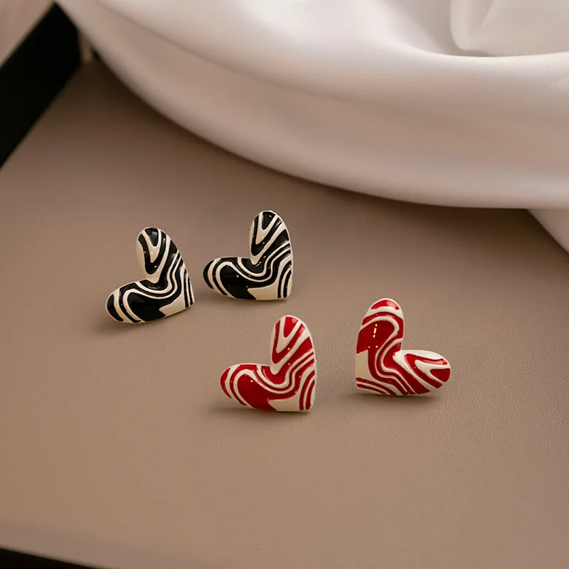 Hot New 2023 Fashion Love Zebra Earrings Small Simple Earrings Wholesale Jewelry Gifts
Hot New 2023 Fashion Love Zebra Earrings Small Simple Earrings Wholesale Jewelry Gifts