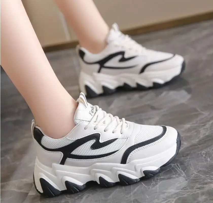 Brand Shoes New Height Increasing Women Shoes Platform Chunky Wedges Sneakers Fashion Casual for Womens Vulcanize Shoes
Brand Shoes New Height Increasing Women Shoes Platform Chunky Wedges Sneakers Fashion Casual for Womens Vulcanize Shoes