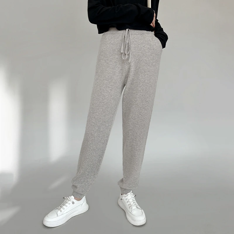 Women's Sports Casual Knit Pants Four Seasons New Drawstring Sportswear Fitness Running Fashion Loose Women's Comfortable Pants
Women's Sports Casual Knit Pants Four Seasons New Drawstring Sportswear Fitness Running Fashion Loose Women's Comfortable Pants