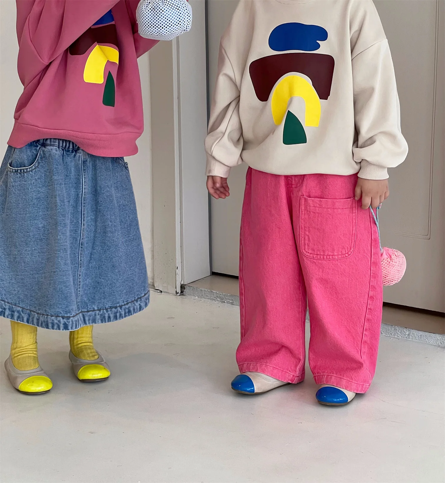 Kids Pants Korean Style Kids Clothes 2023 Spring Style New Fashionable Girls Jeans Pink Casual Wide Leg Pants Children Clothing
Kids Pants Korean Style Kids Clothes 2023 Spring Style New Fashionable Girls Jeans Pink Casual Wide Leg Pants Children Clothing