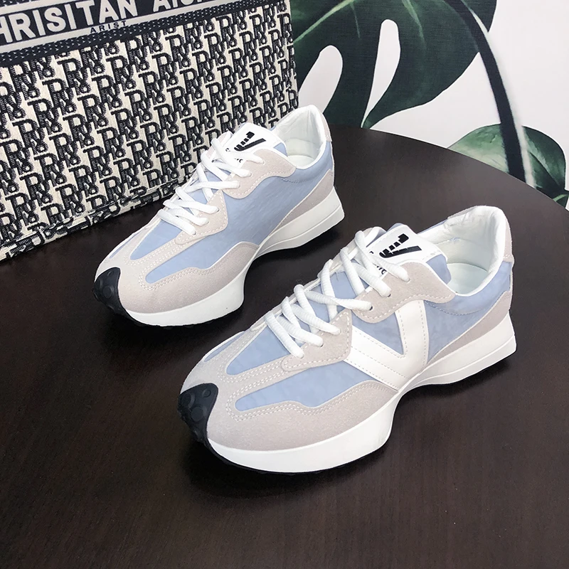 2023 New Spring and Autumn Womens Luxury Sneakers New Color Matching Fashion Trendy Thick-soled Casual Sneakers Zapatillas Mujer
2023 New Spring and Autumn Womens Luxury Sneakers New Color Matching Fashion Trendy Thick-soled Casual Sneakers Zapatillas Mujer