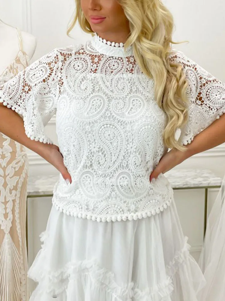 2022 Retro Elegant Short Sleeve O-Neck Lace Shirt Sexy Hollow Lace Embroidery Slim Blouse Women Spring Summer Harajuku Top Blusa
2022 Retro Elegant Short Sleeve O-Neck Lace Shirt Sexy Hollow Lace Embroidery Slim Blouse Women Spring Summer Harajuku Top Blusa