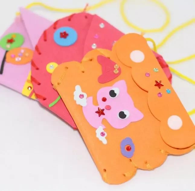Set Multicolor EVA Foam Puzzles Cute Cartoon Children Handmade Coin Purse DIY Crafts For Kids Interactive Educational Toys GYH
Set Multicolor EVA Foam Puzzles Cute Cartoon Children Handmade Coin Purse DIY Crafts For Kids Interactive Educational Toys GYH