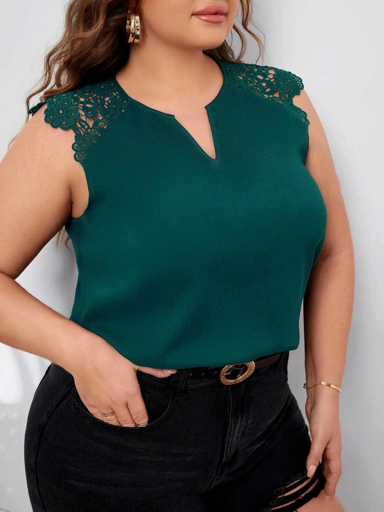 Блузка женская с контрастной вышивкой и отложным воротником, модная Асимметричная Повседневная рубашка в Корейском стиле с V-образным выре...
Блузка женская с контрастной вышивкой и отложным воротником, модная Асимметричная Повседневная рубашка в Корейском стиле с V-образным выре...