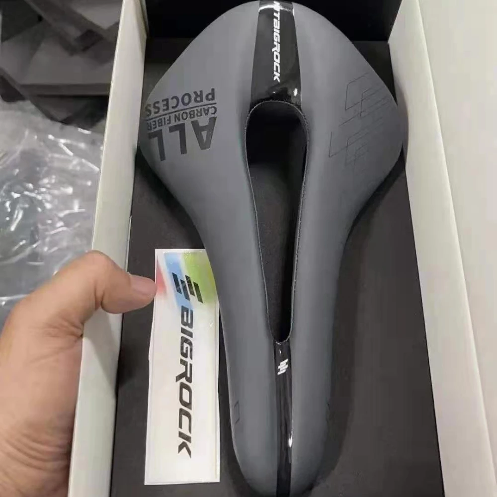 Bigrock Big Stone Road Bike Ultra-Light Full Carbon Fiber Mountain Bike Bike Saddle Hollow Comfortable Car Saddle
Bigrock Big Stone Road Bike Ultra-Light Full Carbon Fiber Mountain Bike Bike Saddle Hollow Comfortable Car Saddle